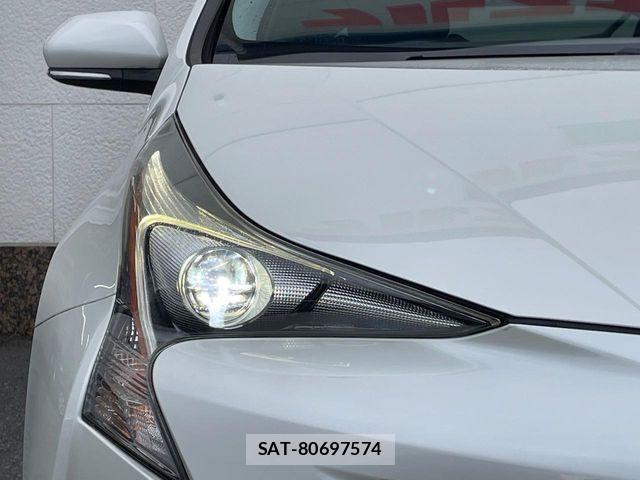 Toyota PRIUS 2017-12 8850388-11