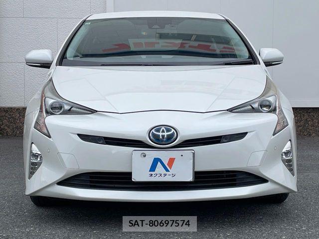 Toyota PRIUS 2017-12 8850388-13