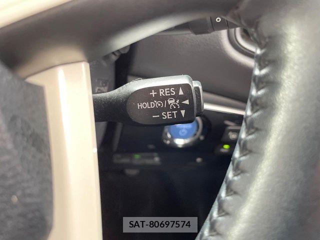 Toyota PRIUS 2017-12 8850388-3