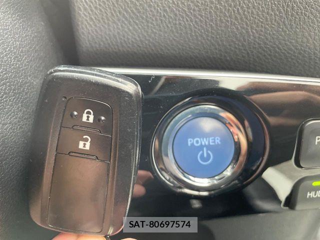 Toyota PRIUS 2017-12 8850388-5