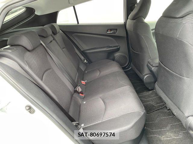 Toyota PRIUS 2017-12 8850388-8