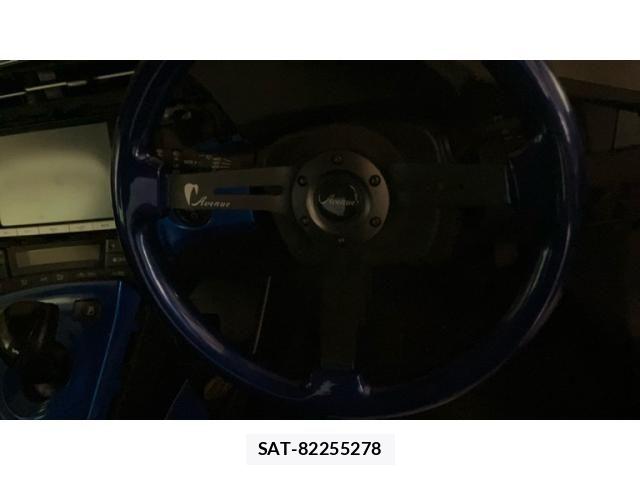 Toyota PRIUS 2015-07 8850406-13