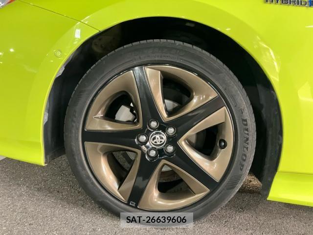 Toyota PRIUS 2016-03 8850403-9