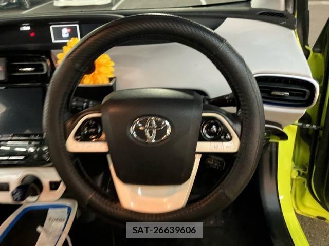 Toyota PRIUS 2016-03 8850403-10