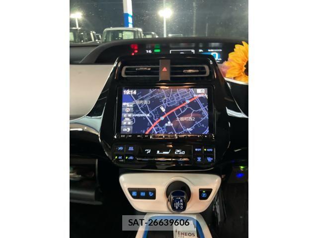 Toyota PRIUS 2016-03 8850403-21