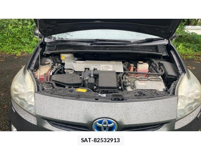 Toyota PRIUS 2011-09 8849630-12