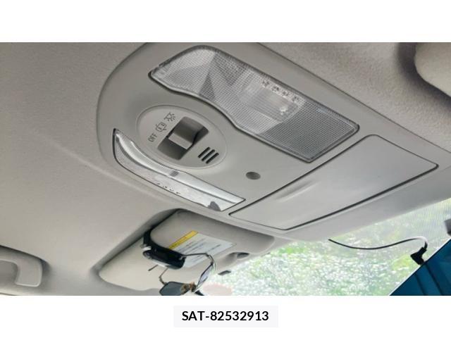 Toyota PRIUS 2011-09 8849630-20