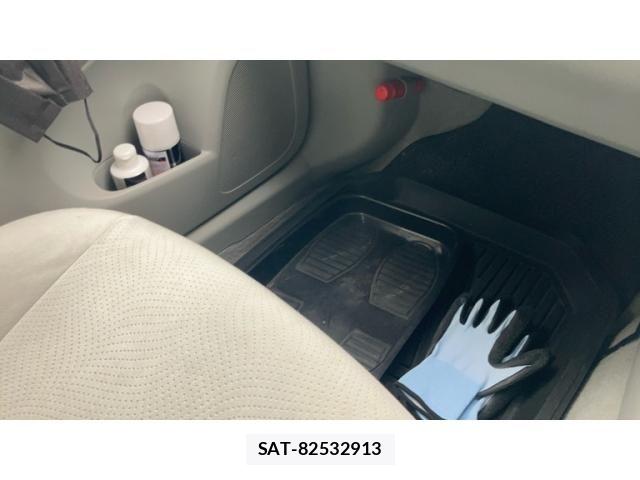 Toyota PRIUS 2011-09 8849630-22