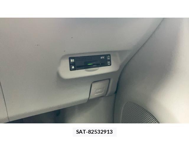 Toyota PRIUS 2011-09 8849630-23