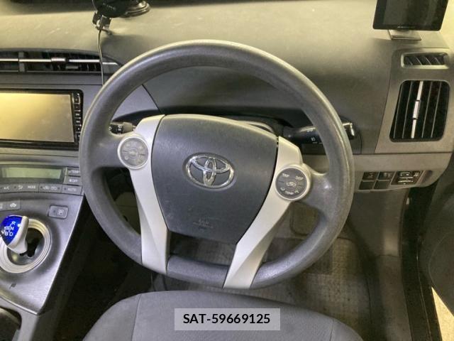 Toyota PRIUS 2010-03 8850417-13