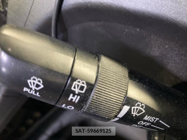Toyota PRIUS 2010-03 8850417-14