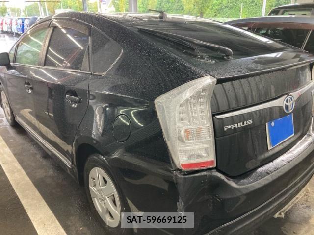 Toyota PRIUS 2010-03 8850417-3