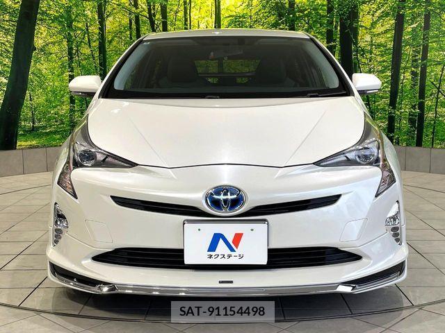 Toyota PRIUS 2016-06 8850387-13
