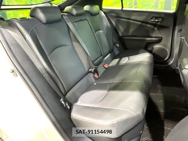 Toyota PRIUS 2016-06 8850387-8