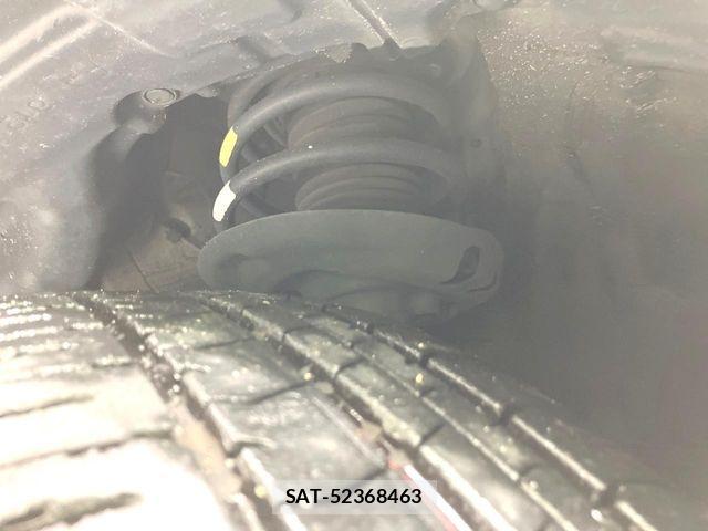 Toyota PRIUS 2016-04 8850398-19