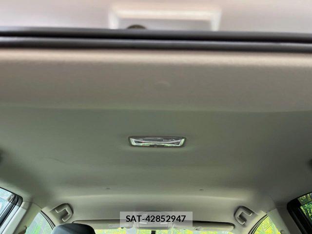 Toyota PRIUS 2011-12 8850407-11