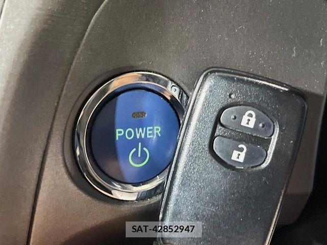 Toyota PRIUS 2011-12 8850407-6