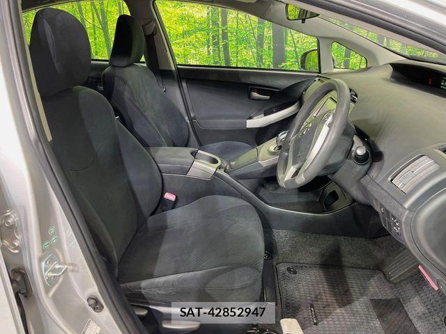 Toyota PRIUS 2011-12 8850407-8