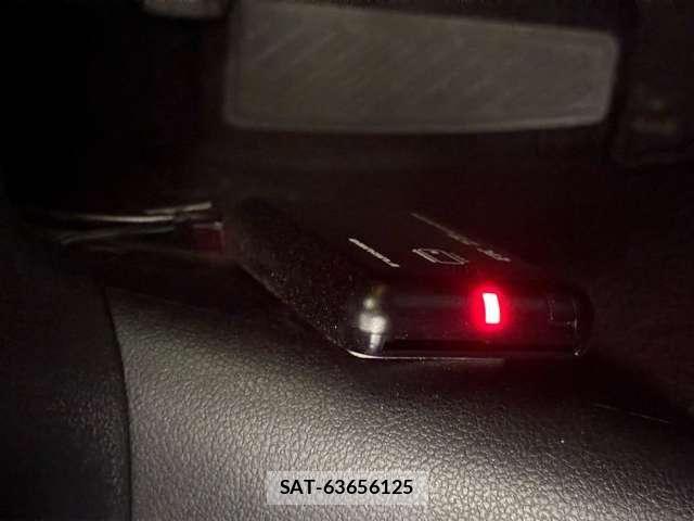 Toyota PRIUS 2018-04 8850399-17