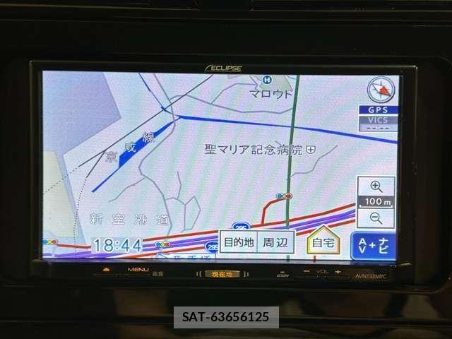 Toyota PRIUS 2018-04 8850399-18