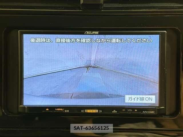 Toyota PRIUS 2018-04 8850399-22