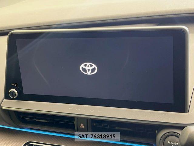 Toyota PRIUS 2023-07 8850368-2