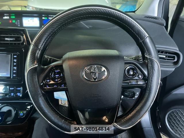 Toyota PRIUS 2019-10 8850394-16