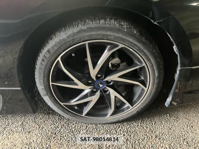 Toyota PRIUS 2019-10 8850394-4