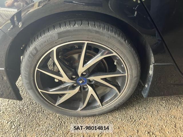 Toyota PRIUS 2019-10 8850394-5