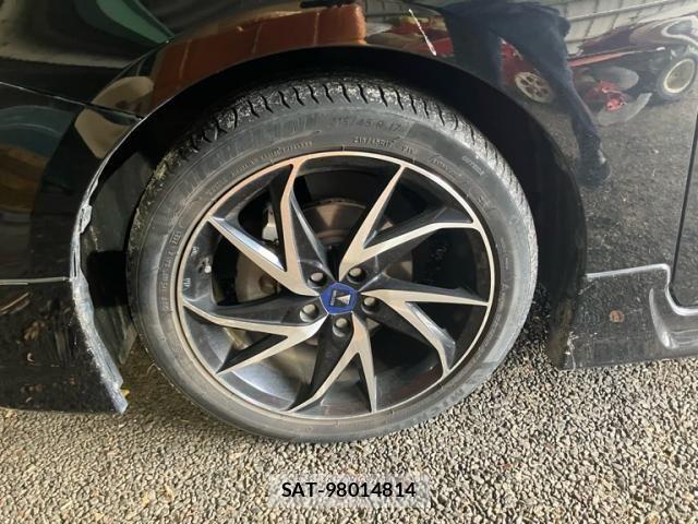 Toyota PRIUS 2019-10 8850394-7
