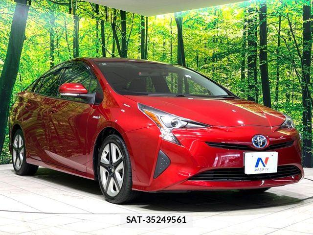 Toyota PRIUS 2016-01 8850401-16