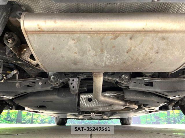 Toyota PRIUS 2016-01 8850401-19