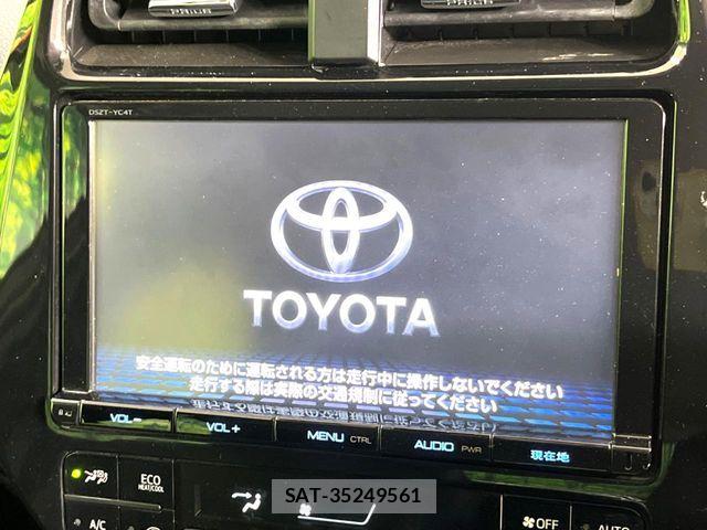 Toyota PRIUS 2016-01 8850401-3