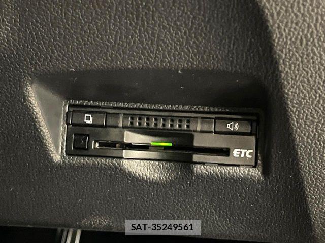 Toyota PRIUS 2016-01 8850401-7