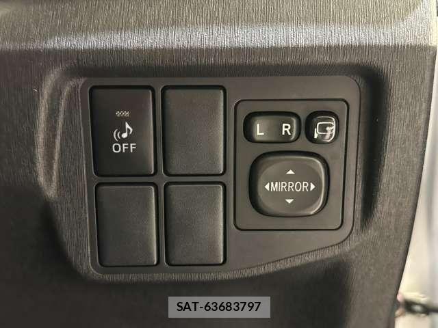 Toyota PRIUS 2012-06 8849332-12