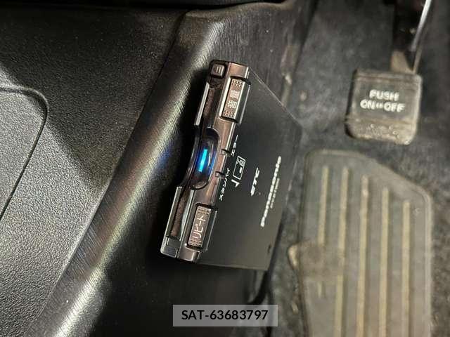 Toyota PRIUS 2012-06 8849332-14