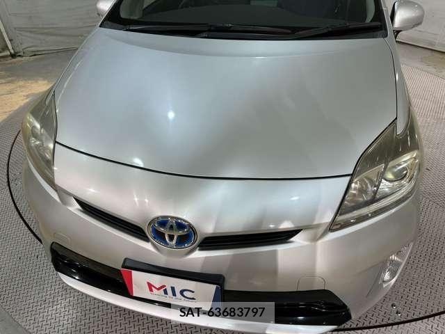 Toyota PRIUS 2012-06 8849332-28