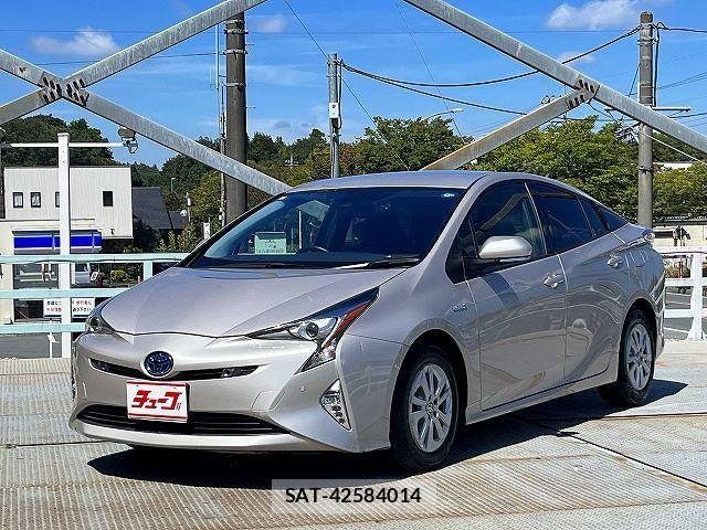 Toyota PRIUS 2017-03 8850392-0