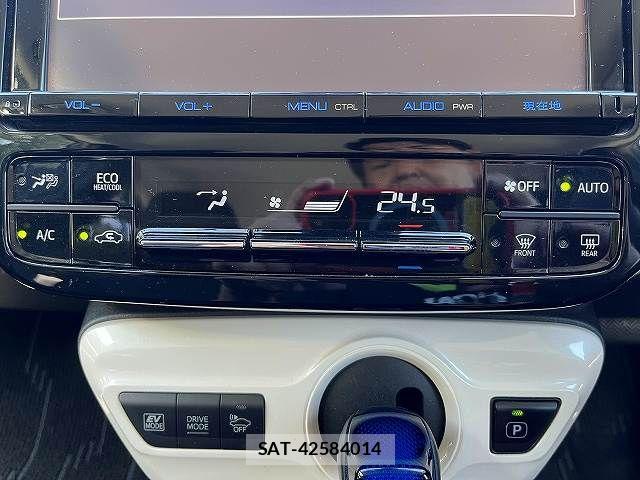 Toyota PRIUS 2017-03 8850392-13