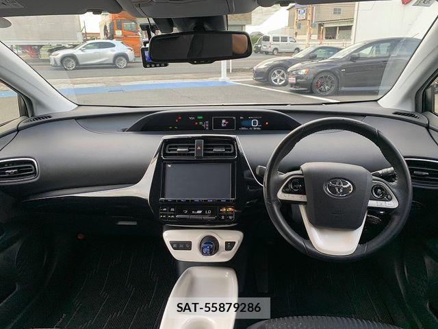Toyota PRIUS 2016-09 8850400-2