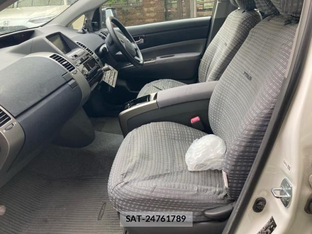 Toyota PRIUS 2009-12 8850408-12