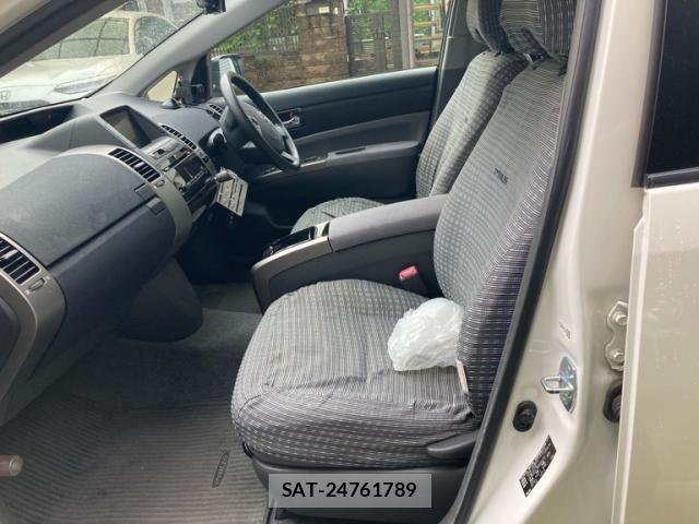 Toyota PRIUS 2009-12 8850408-14
