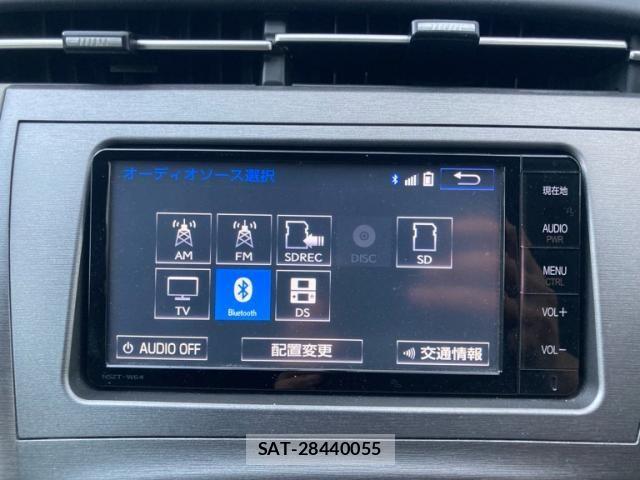 Toyota PRIUS 2015-03 8849931-11