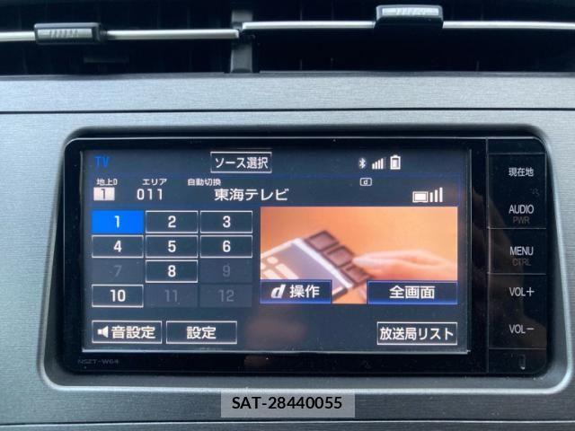 Toyota PRIUS 2015-03 8849931-12