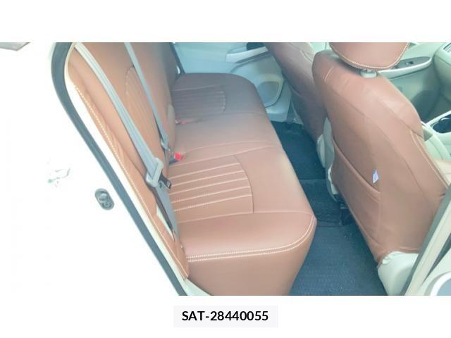 Toyota PRIUS 2015-03 8849931-17