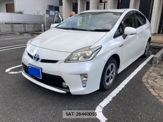 Toyota PRIUS 2015-03 8849931-1