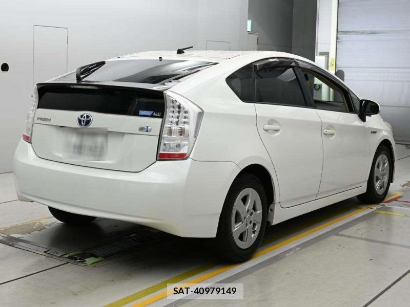 Toyota PRIUS 2010-01 8843853-1