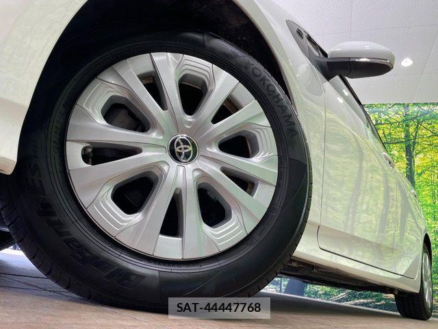 Toyota PRIUS 2021-08 8849266-13
