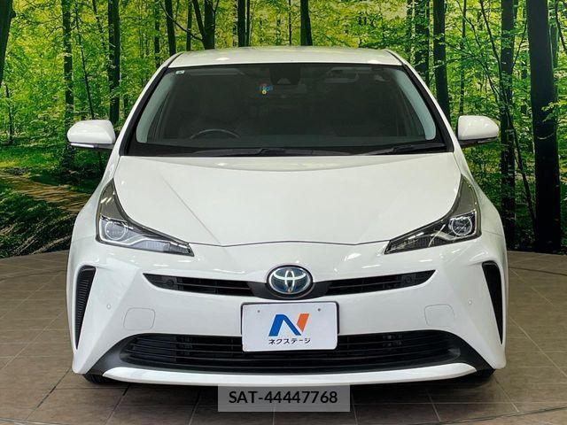 Toyota PRIUS 2021-08 8849266-14