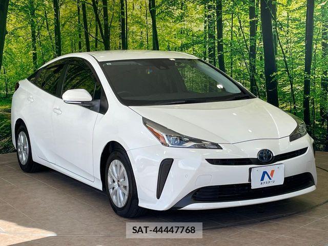 Toyota PRIUS 2021-08 8849266-16